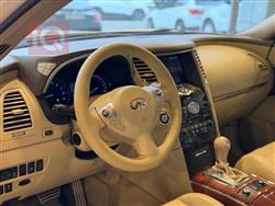 ئینفینیتی FX